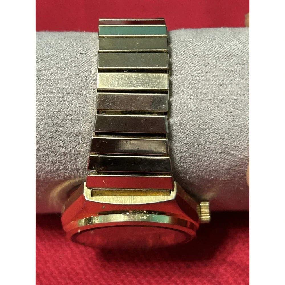 Vintage Remington Electra 23 Lifetime Mainspring‎ Gold Tone Manual Winding Watch